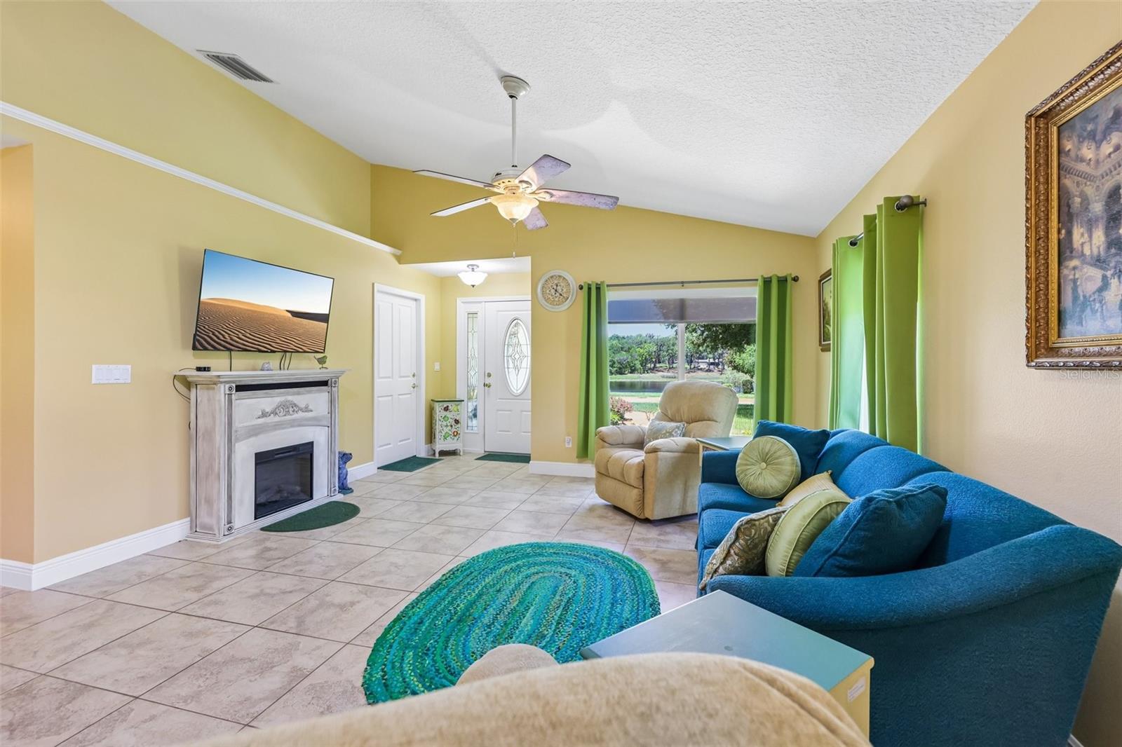 TWIN LAKES ESTATES - Residential