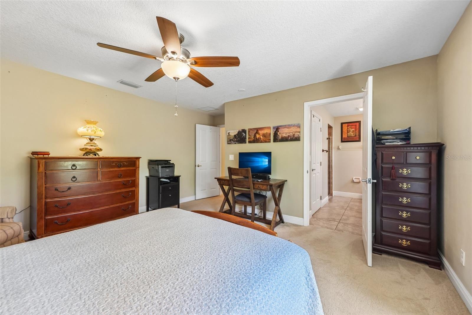 TWIN LAKES ESTATES - Residential