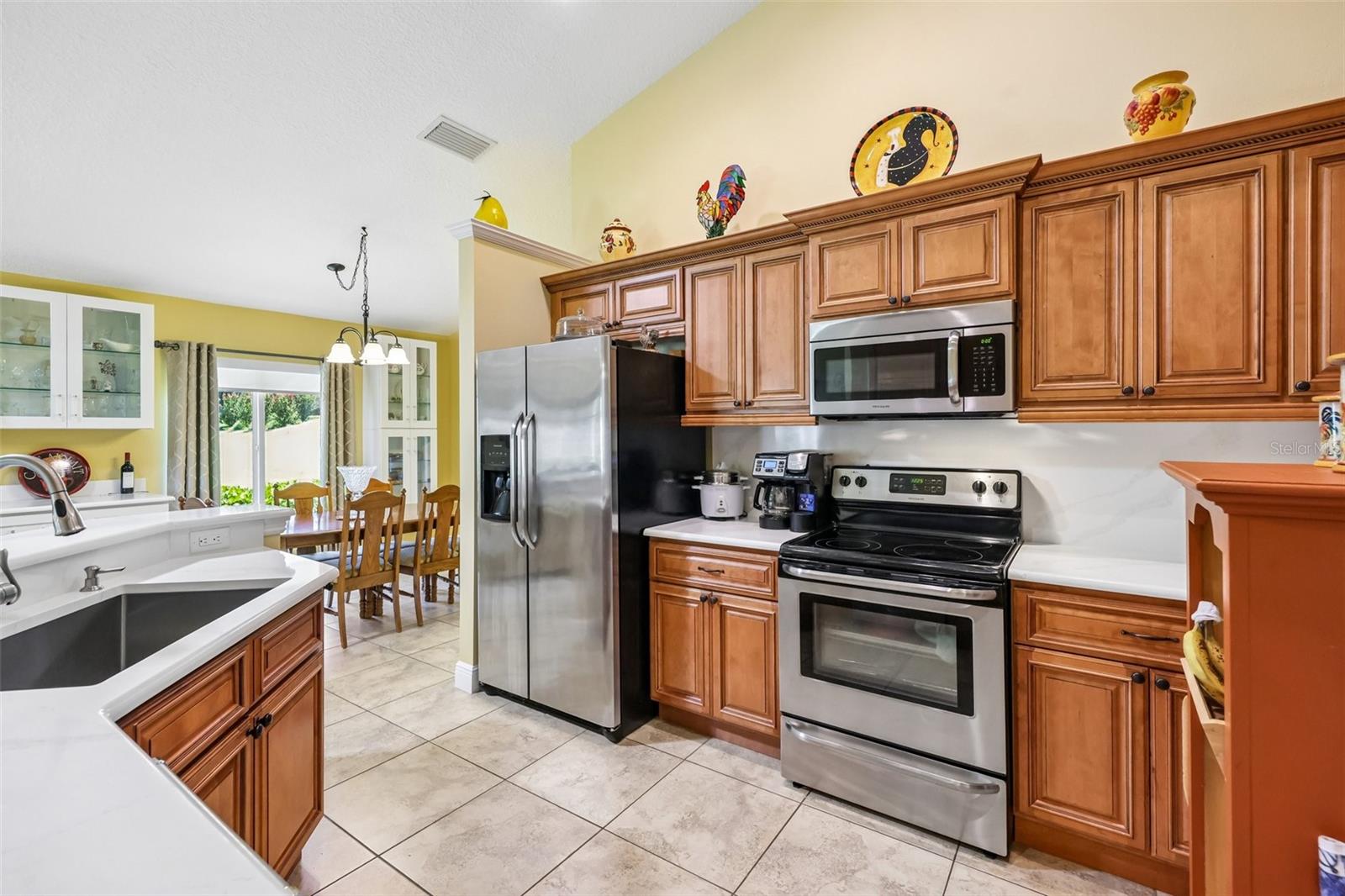 TWIN LAKES ESTATES - Residential