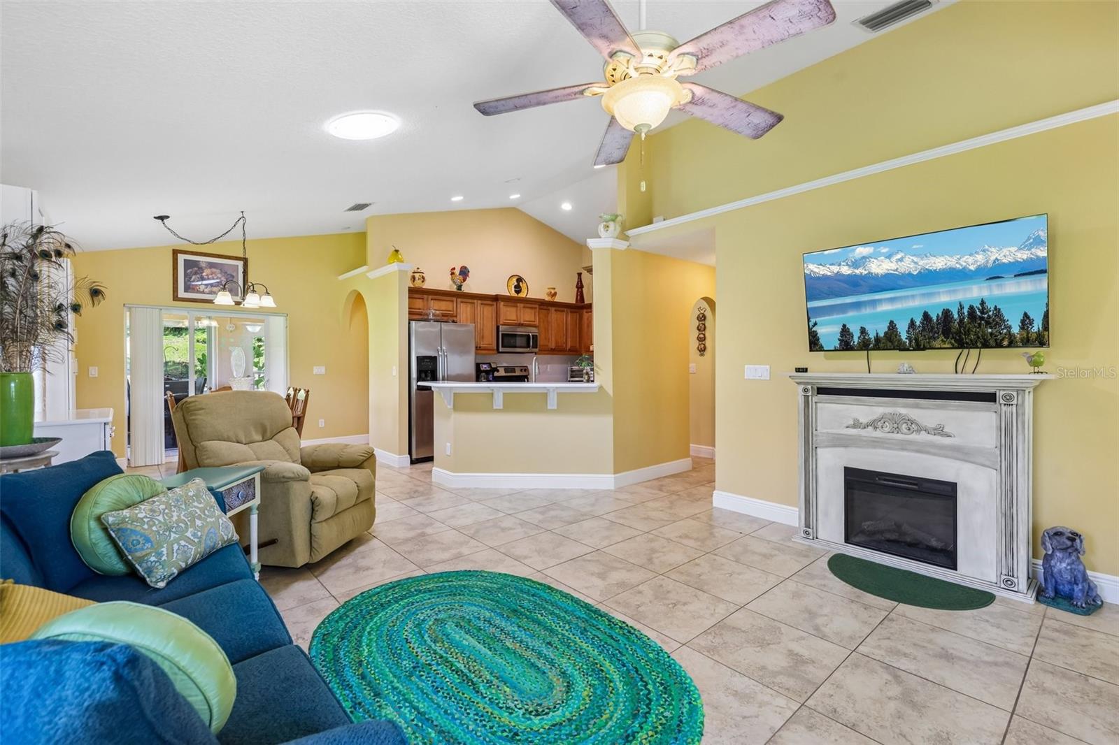 TWIN LAKES ESTATES - Residential