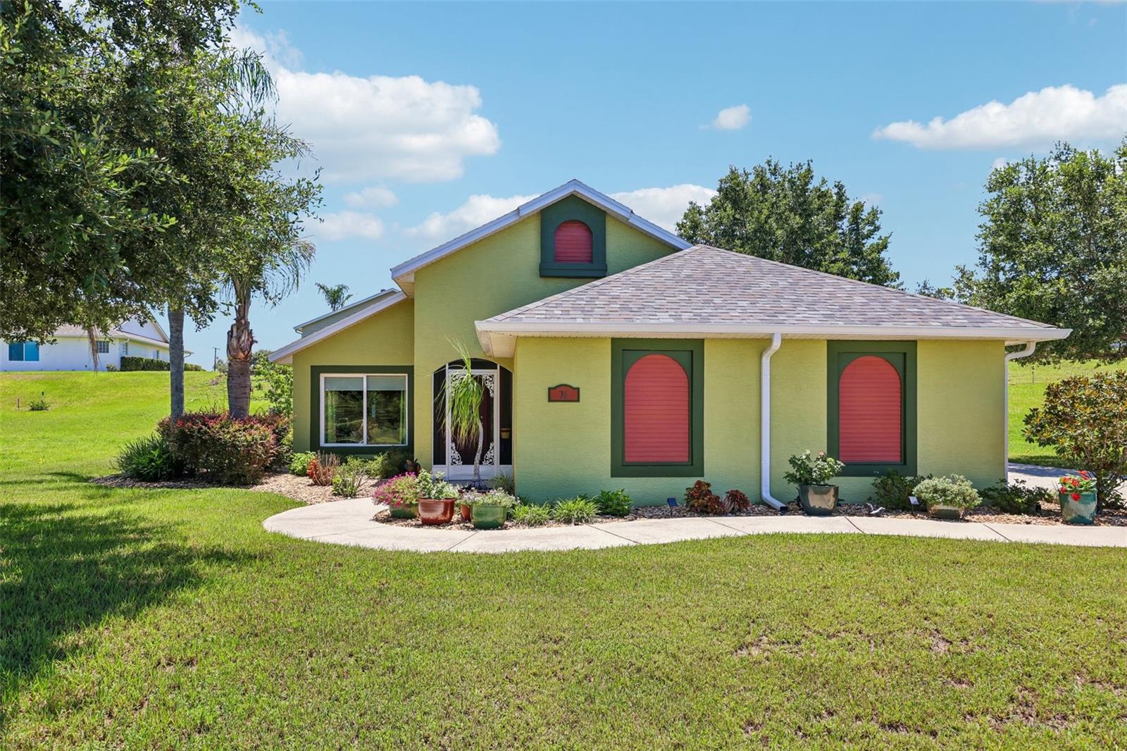 TWIN LAKES ESTATES - Residential