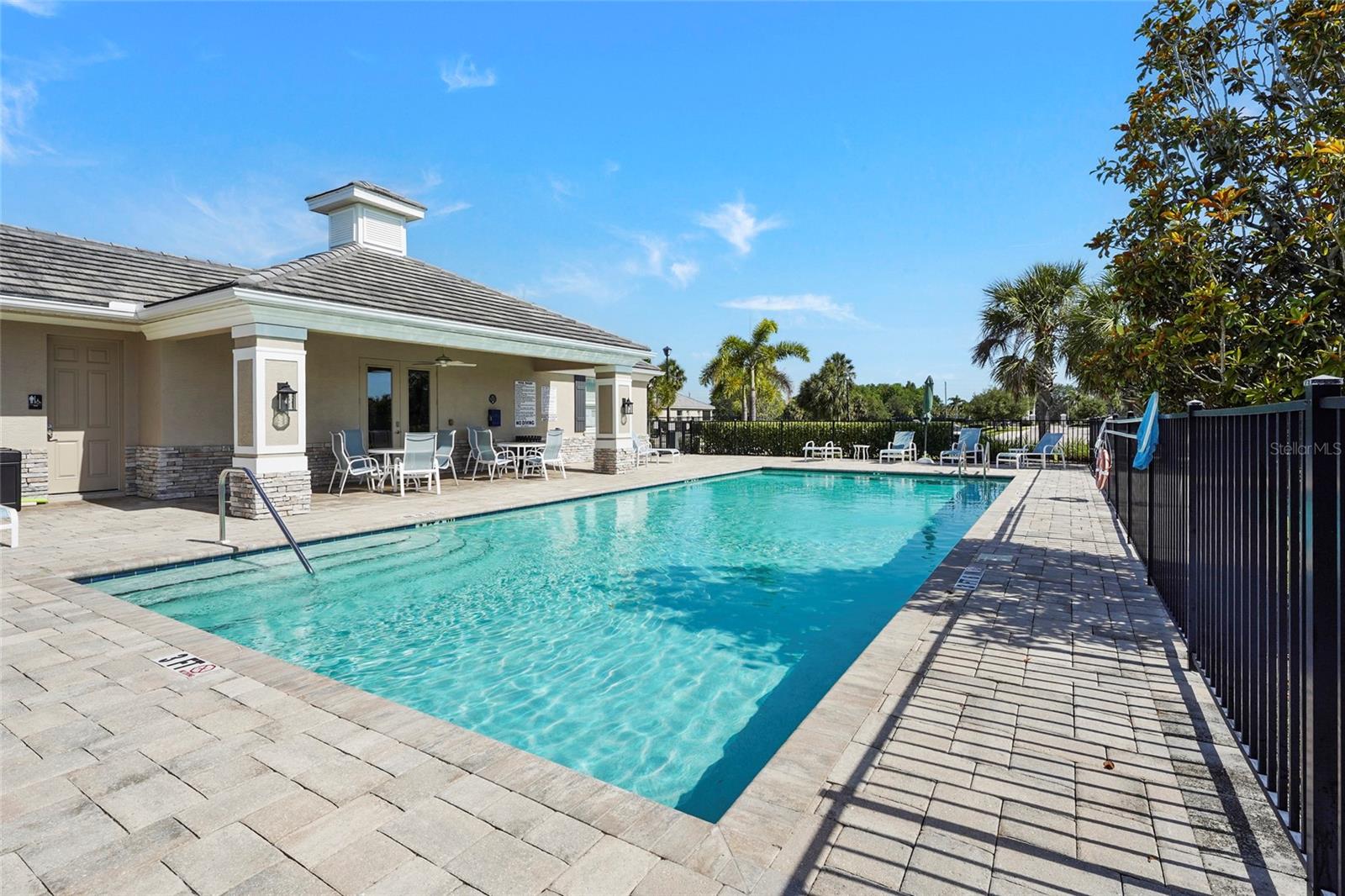 UNIVERSITY VILLAGE - Residential