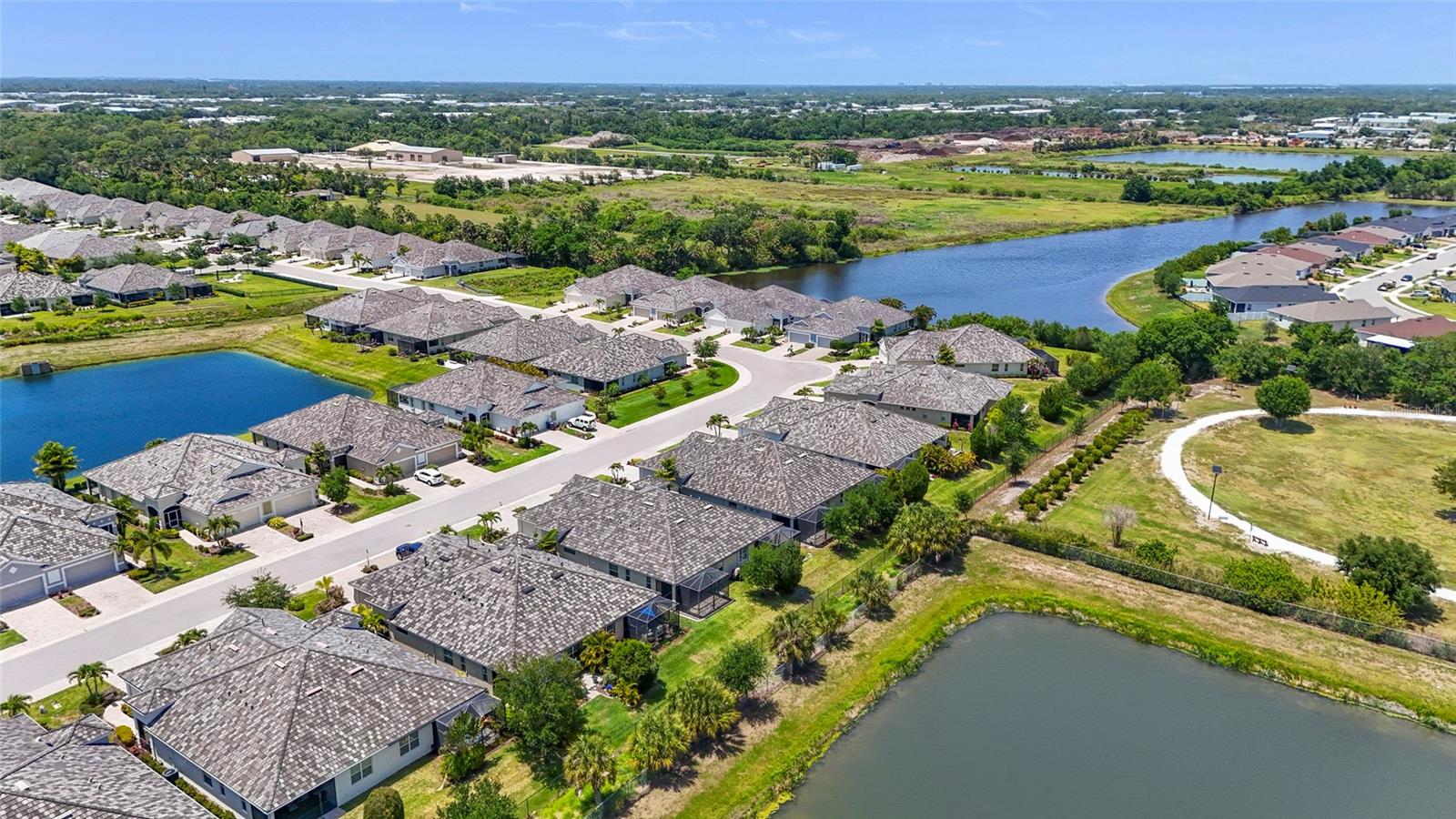 UNIVERSITY VILLAGE - Residential