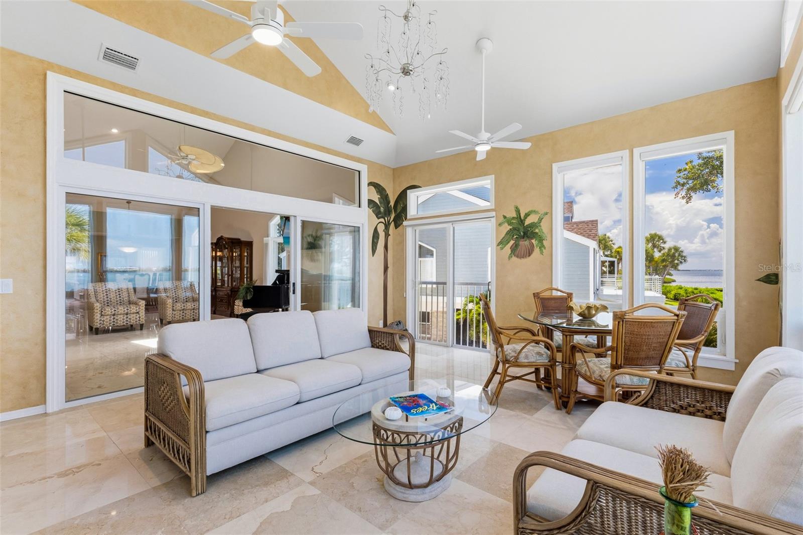 TIDY ISLAND PH II - Residential