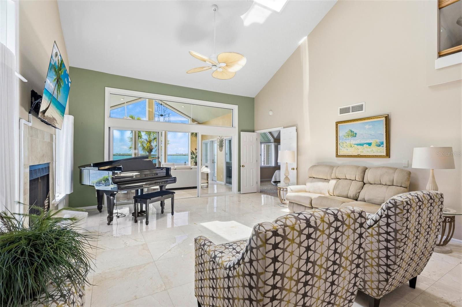 TIDY ISLAND PH II - Residential
