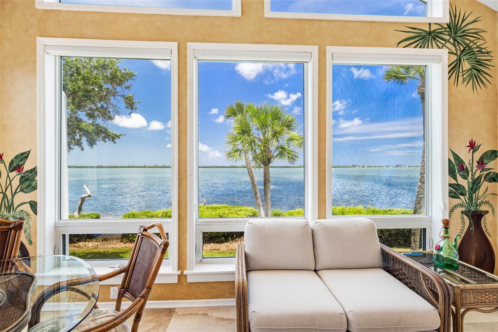 TIDY ISLAND PH II - Residential