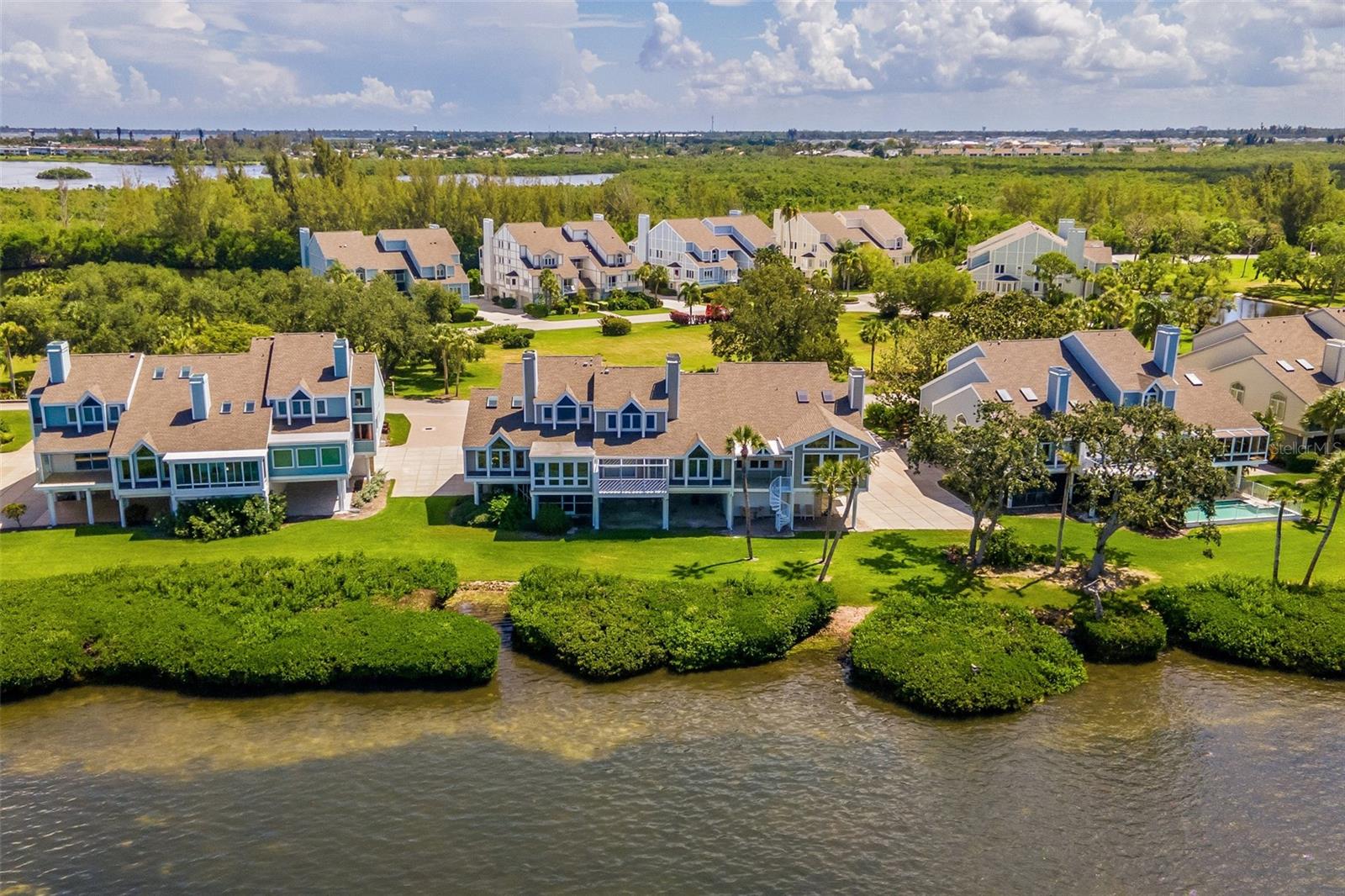 TIDY ISLAND PH II - Residential