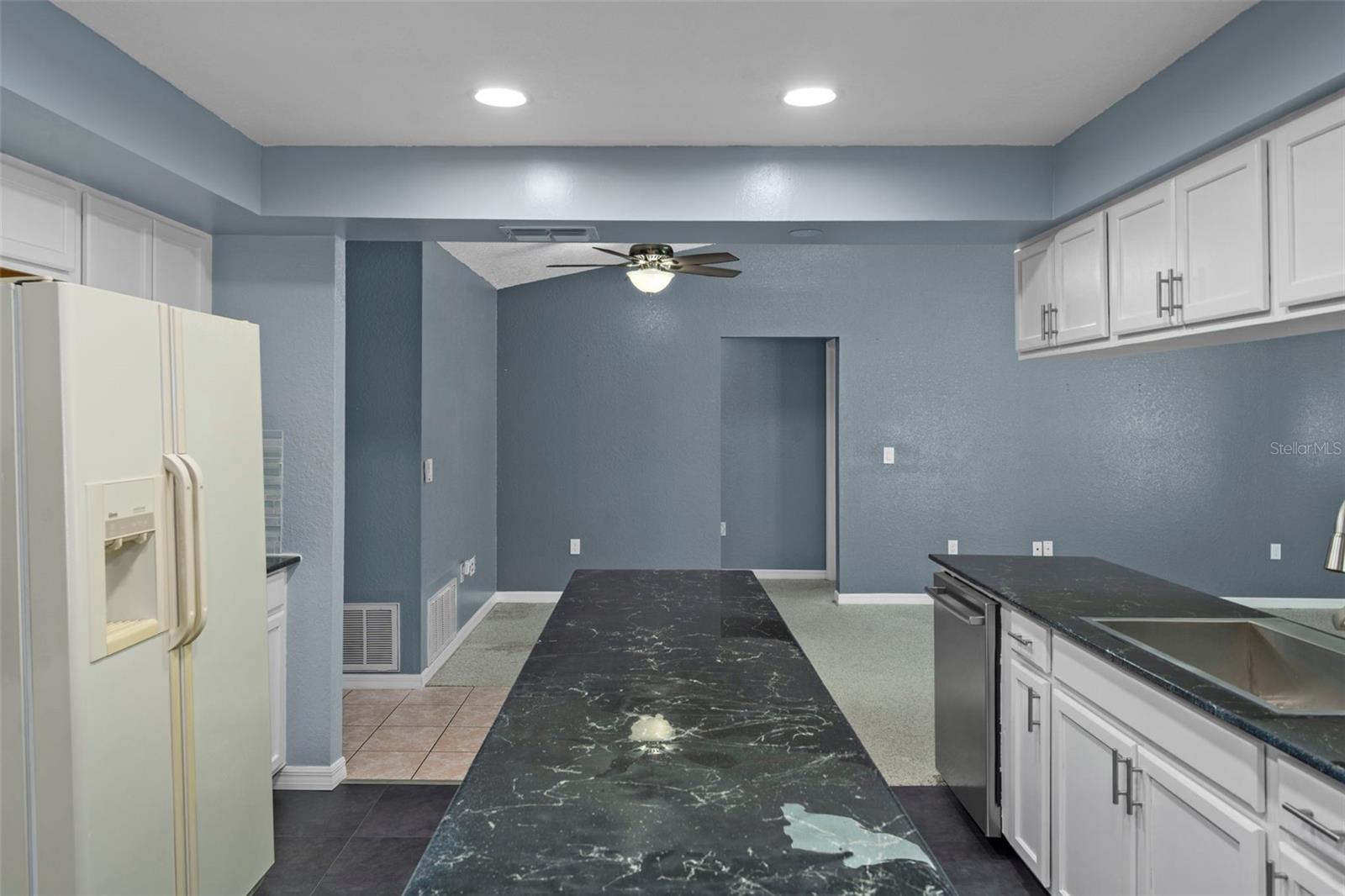 SPRING HILL - Residential