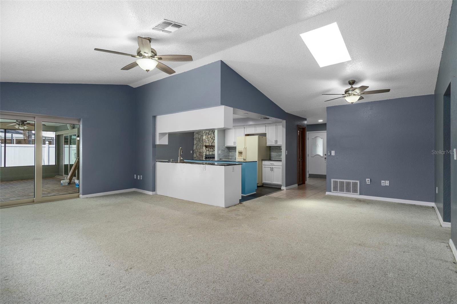 SPRING HILL - Residential