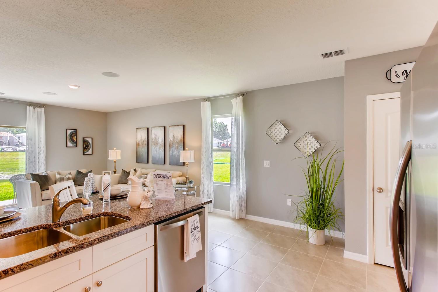 HARMONY WEST - Residential