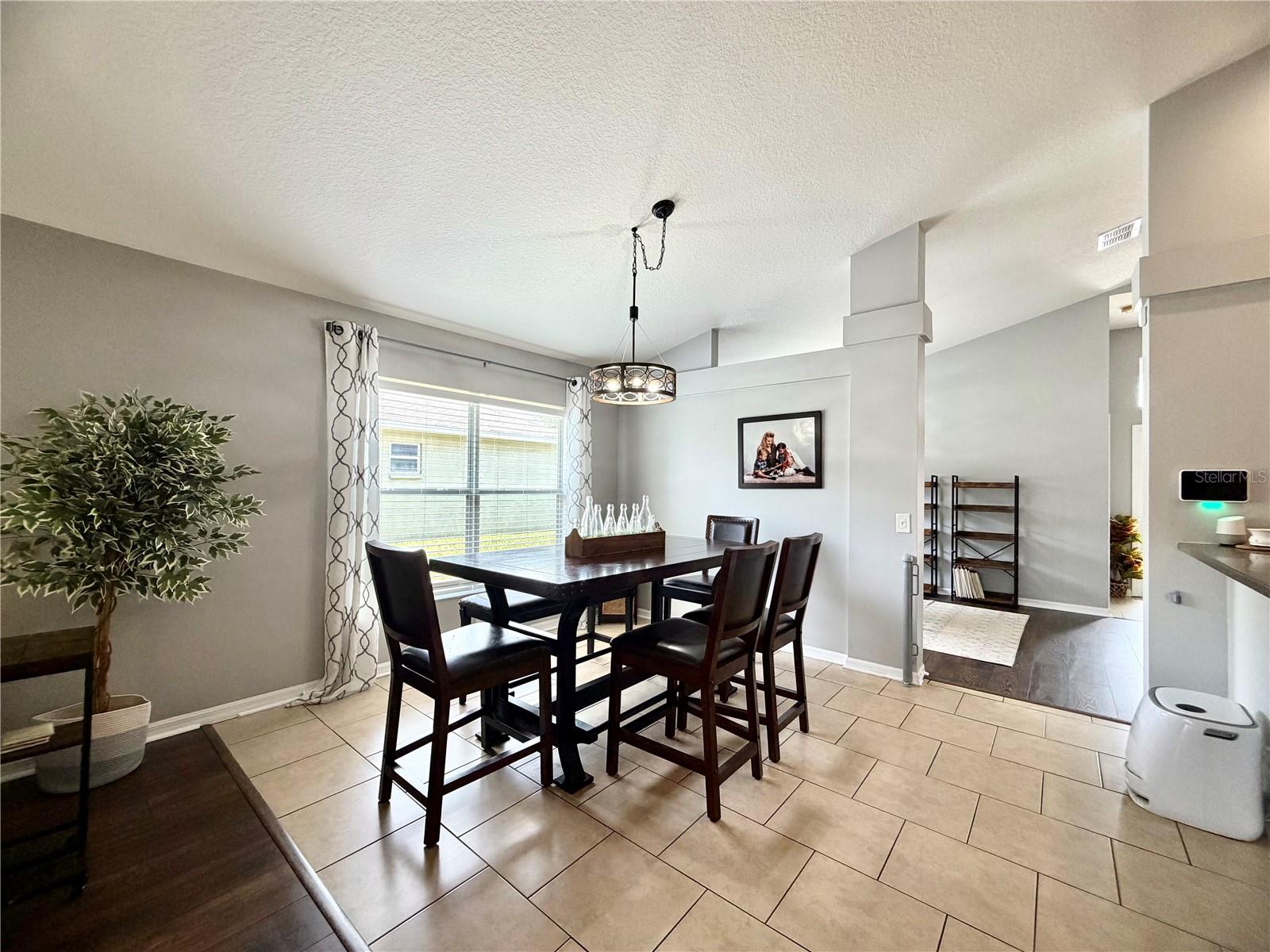 MEADOW OAKS - Residential