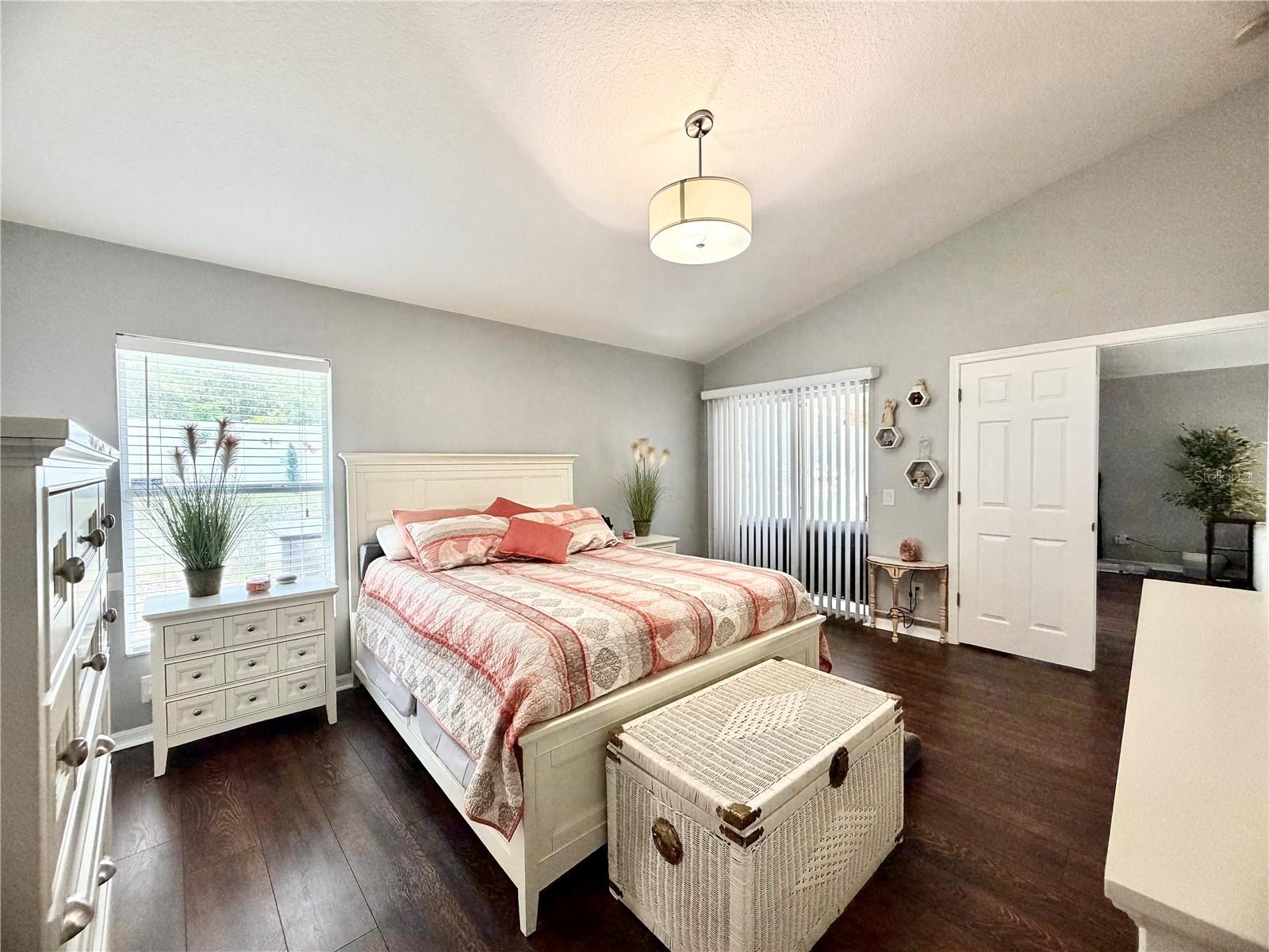 MEADOW OAKS - Residential