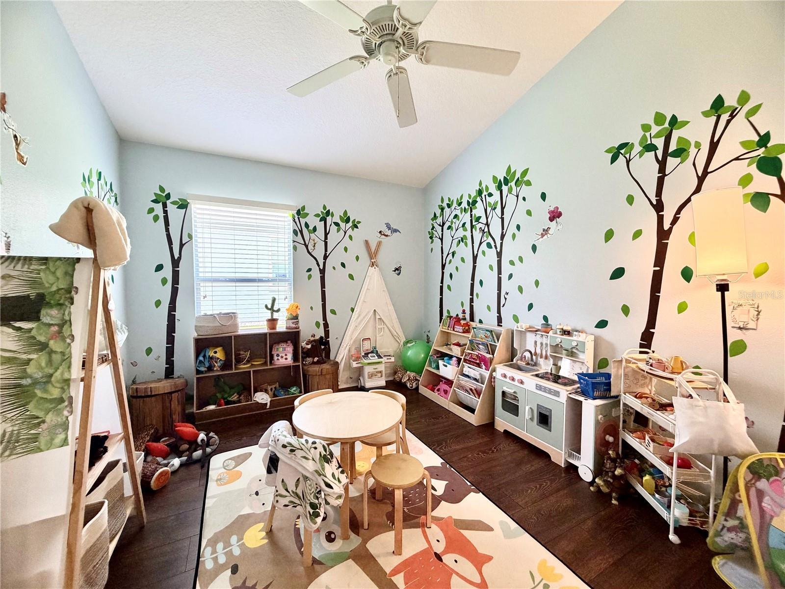 MEADOW OAKS - Residential