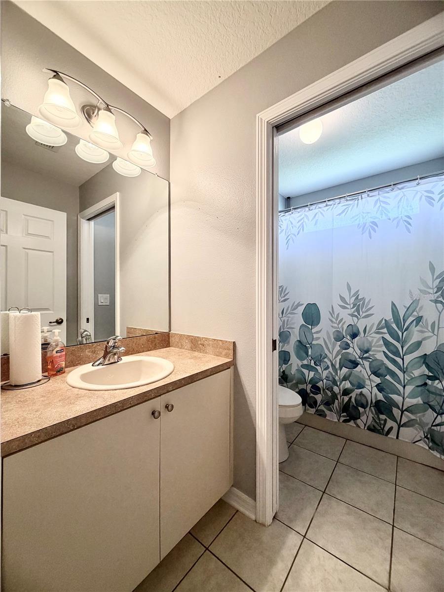 MEADOW OAKS - Residential