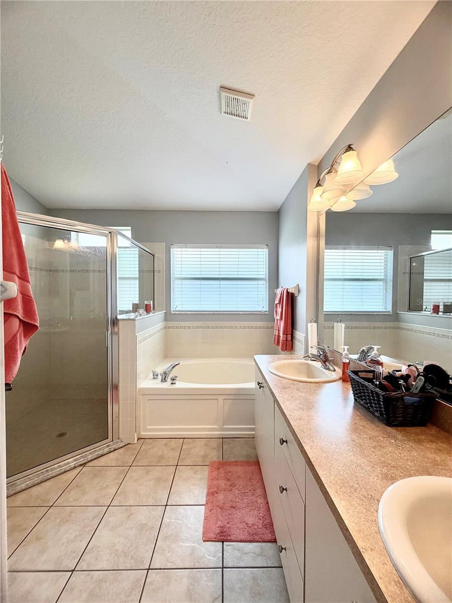 MEADOW OAKS - Residential