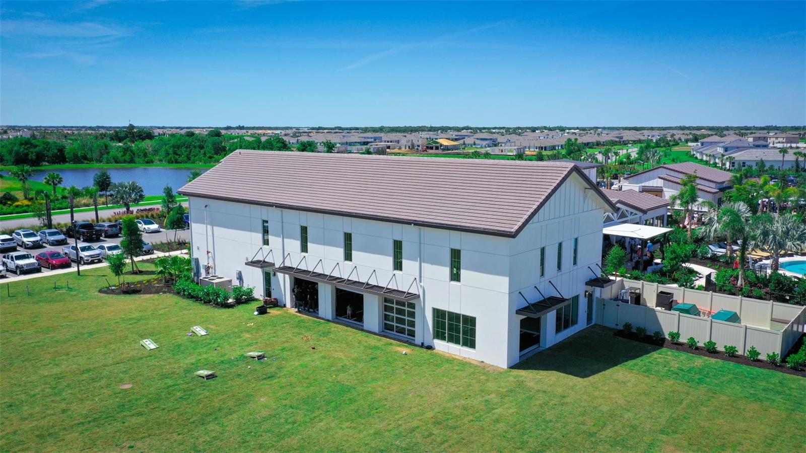 SADDLESTONE AT STAR FARMS LAKEWOOD RANCH - Residential