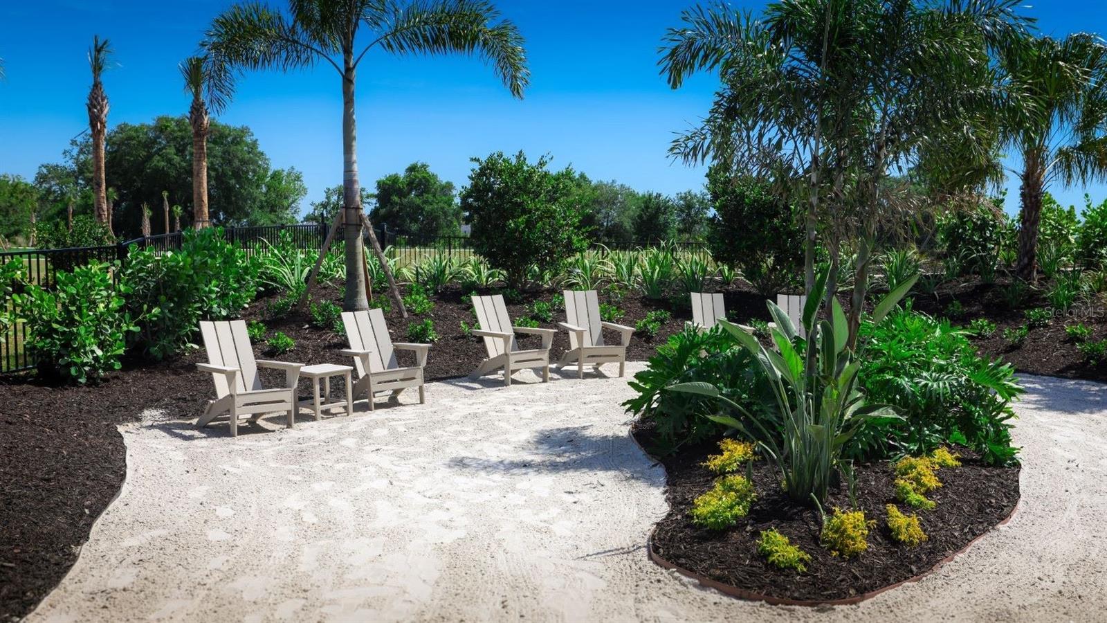 SADDLESTONE AT STAR FARMS LAKEWOOD RANCH - Residential