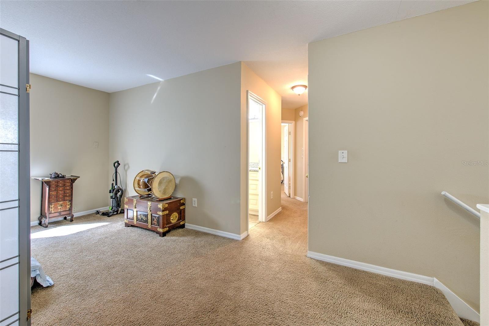 HUNTERS GREEN PRCL 17B PHAS - Residential