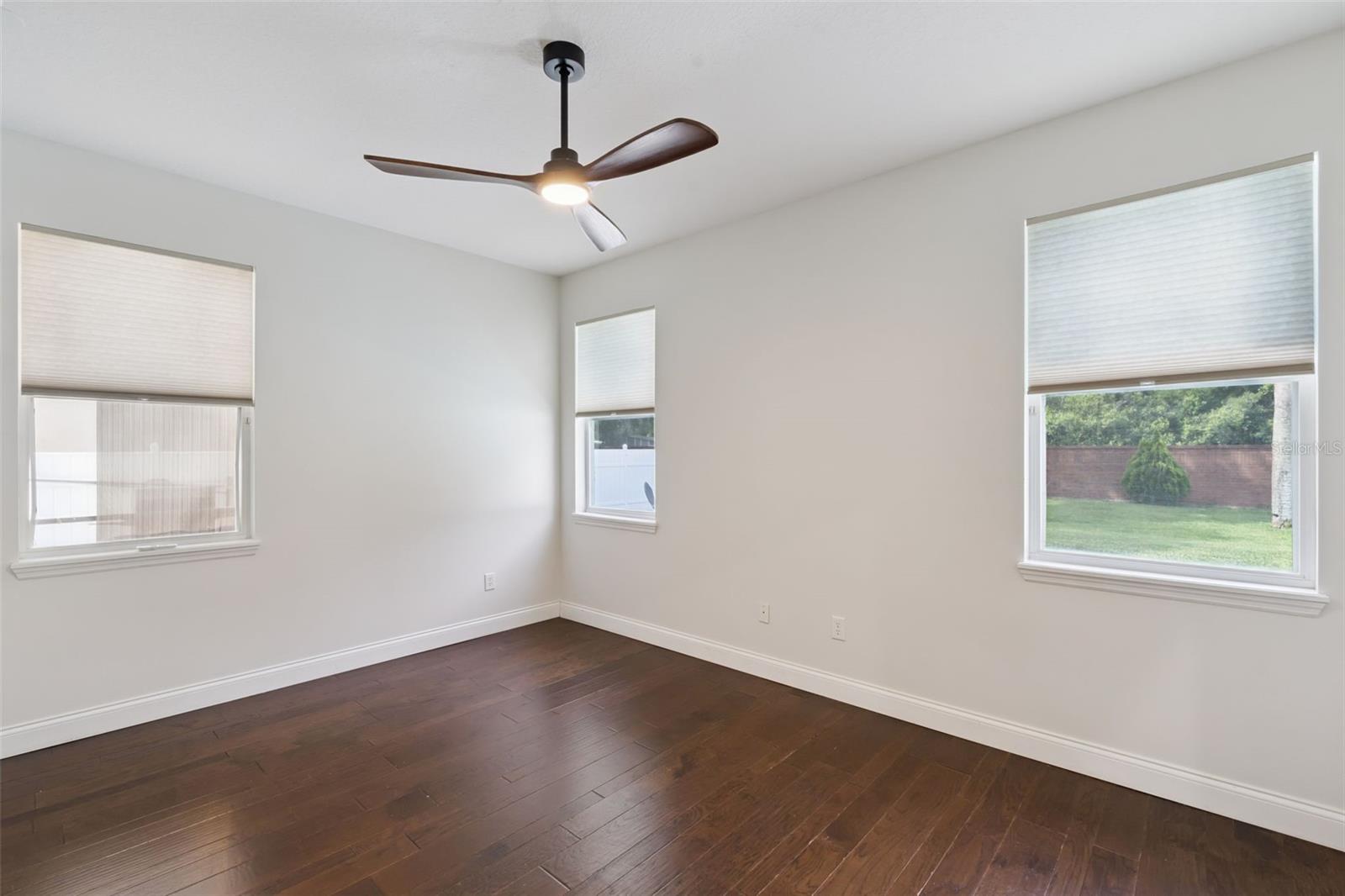PARKSIDE AT ERROL ESTATES SUB - Residential