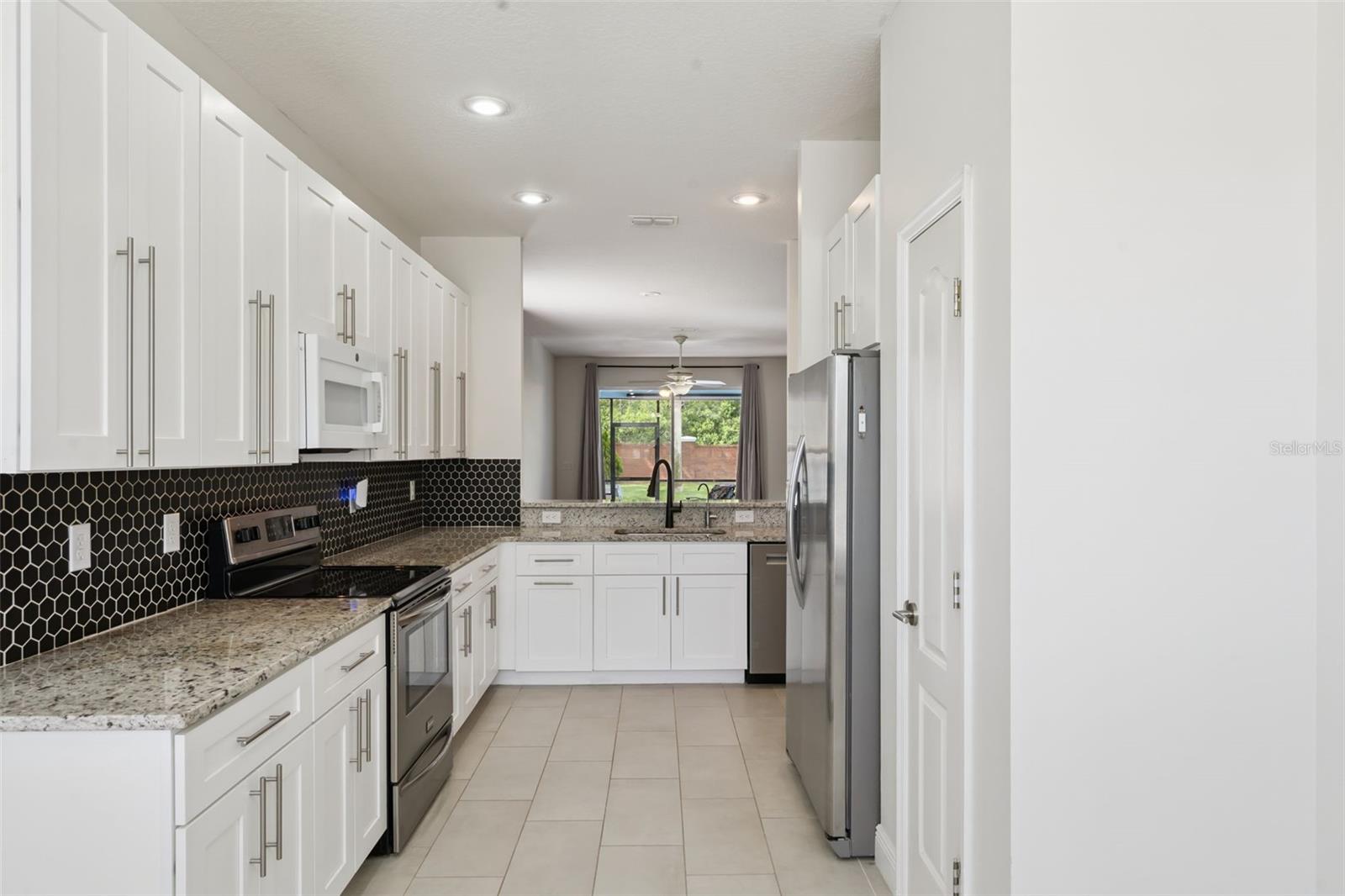PARKSIDE AT ERROL ESTATES SUB - Residential