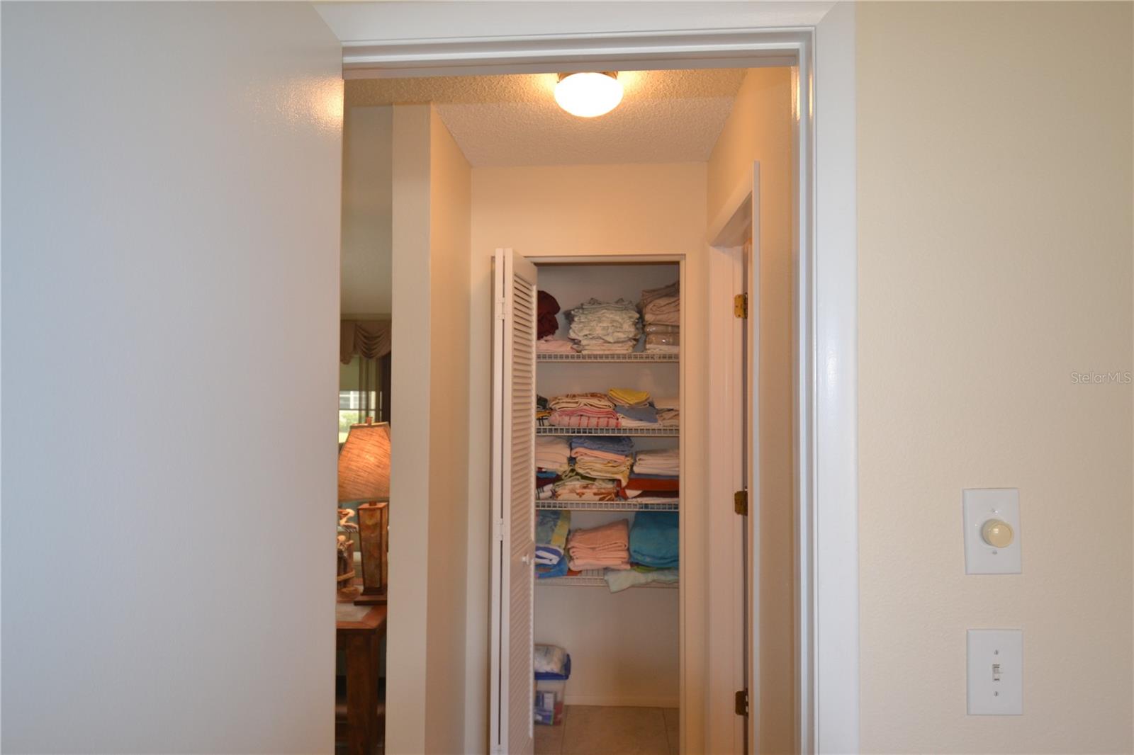 CAMBRIDGE COMMONS CONDO PH 02 - Residential Lease