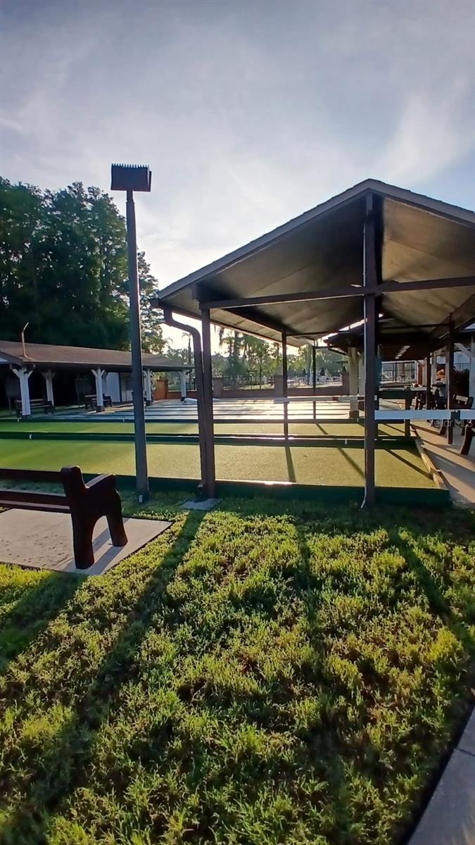 CAMBRIDGE COMMONS CONDO PH 02 - Residential Lease