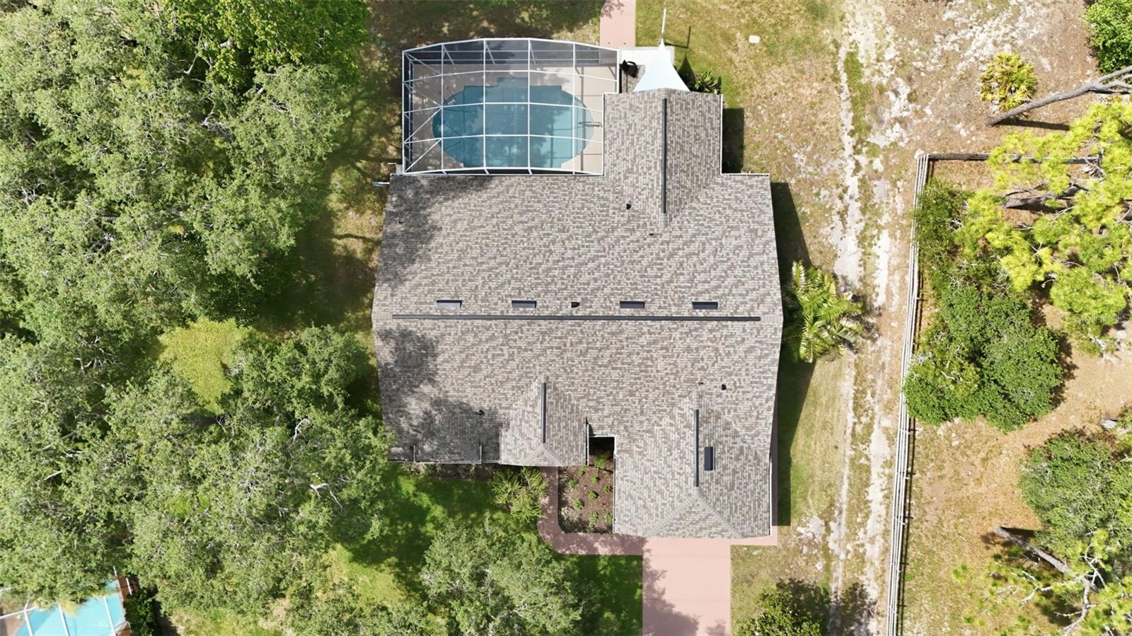 ROYAL HIGHLANDS - Residential