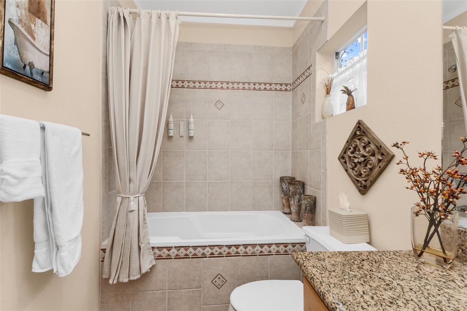 GOLF FOX CONDO - Residential