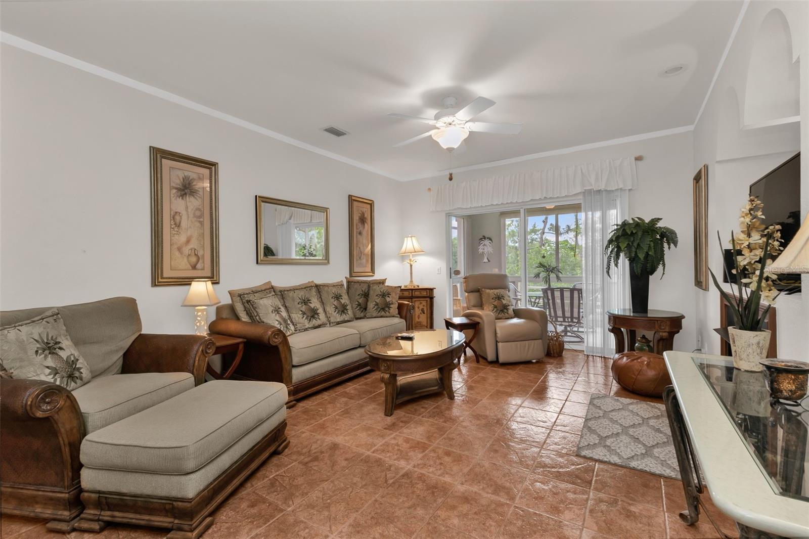 GOLF FOX CONDO - Residential