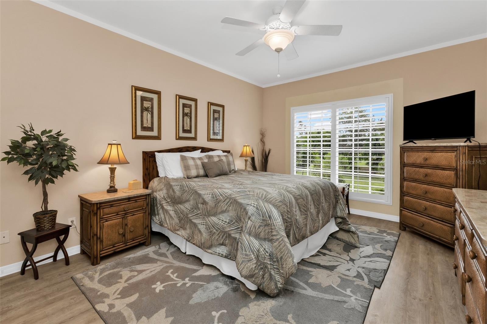 GOLF FOX CONDO - Residential