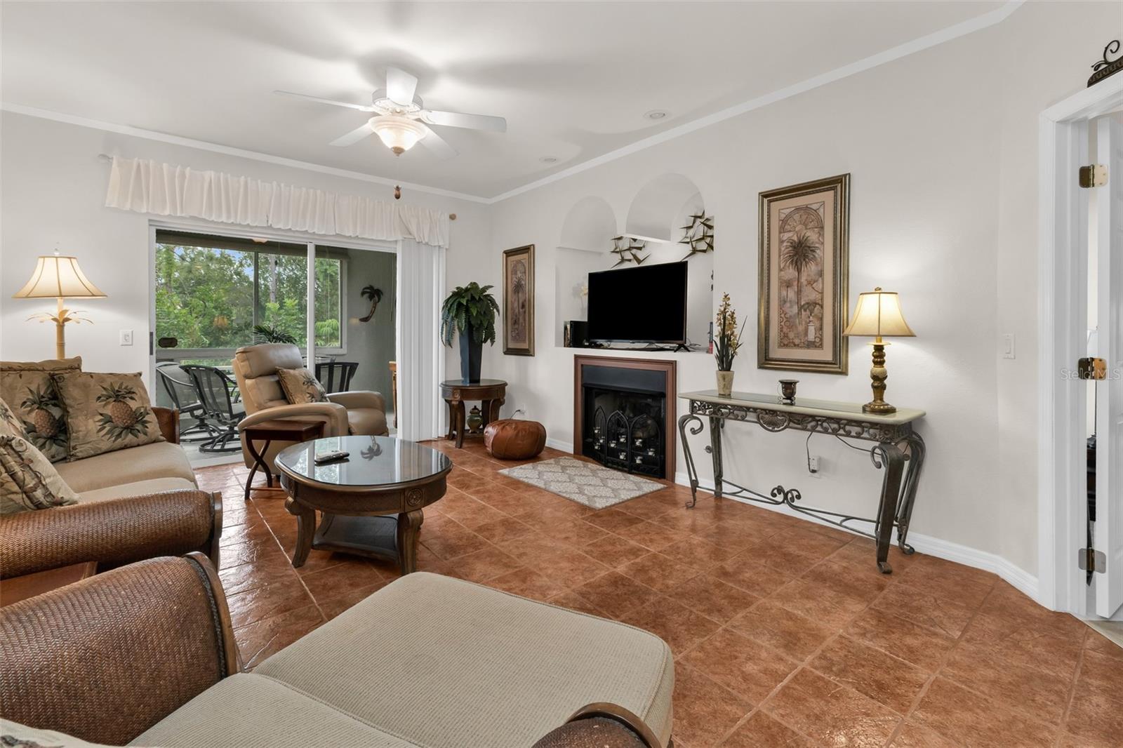 GOLF FOX CONDO - Residential