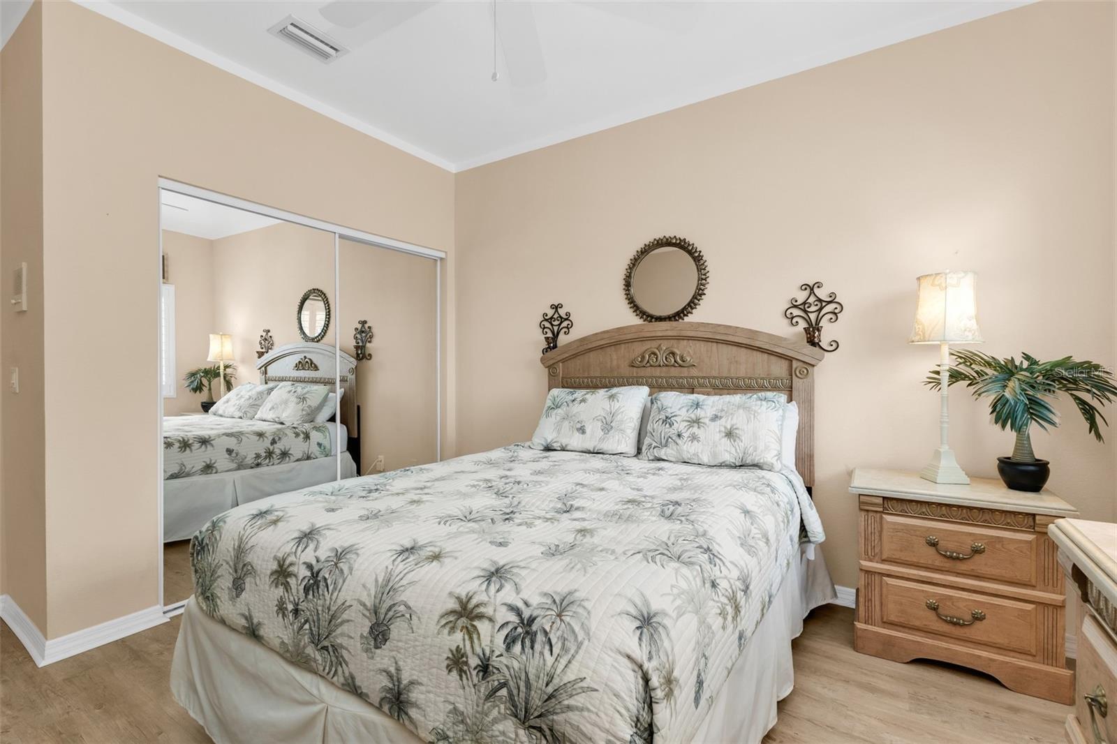 GOLF FOX CONDO - Residential