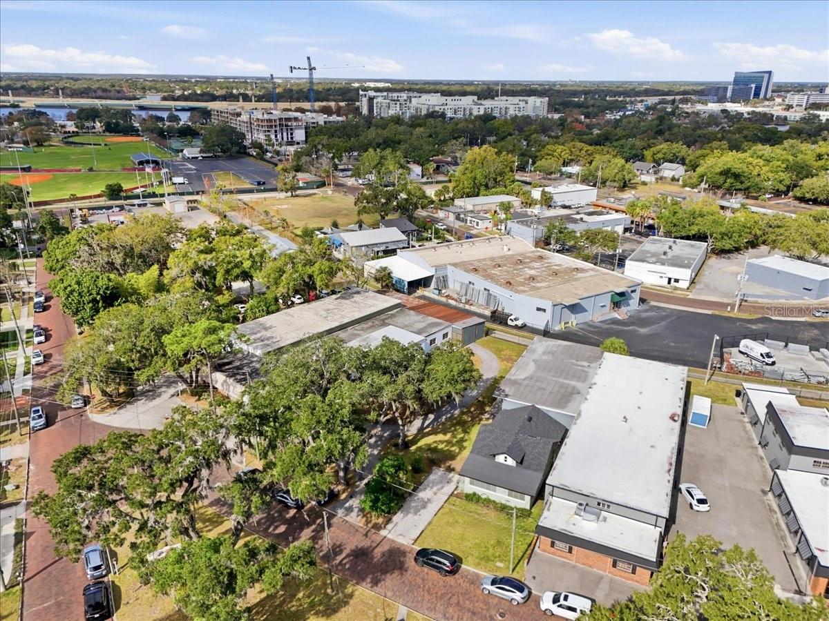 We are pleased to present this 3-parcel INDUSTRIAL site for sale! The sale includes 3 Parcels Totaling: 8,043 SF + 0.85 acres, Located near downtown Orlando, just North of the Highway 50 and N Mills Rd intersection. Excellent location, minutes to major highways, Lake Eola, shoppes, and restaurants 

Recently updated and in great condition! 

1020 Wilfred - Gross 6757 + 0.45 acres
1022 Wilfred - Gross 0 SF + 0.19 acres
1028 Wilfred - Gross 1286SF + 0.21 acres