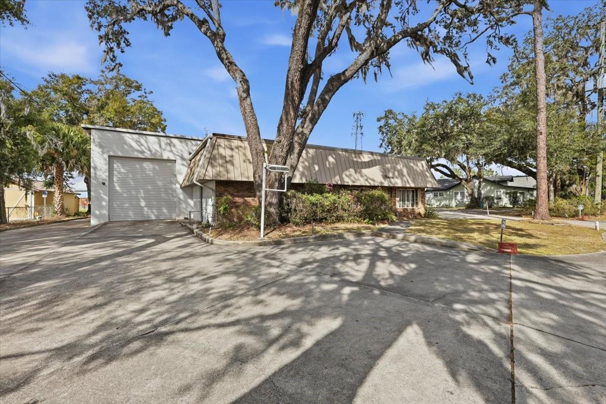 MOUNT VERNON HEIGHTS - Commercial Sale