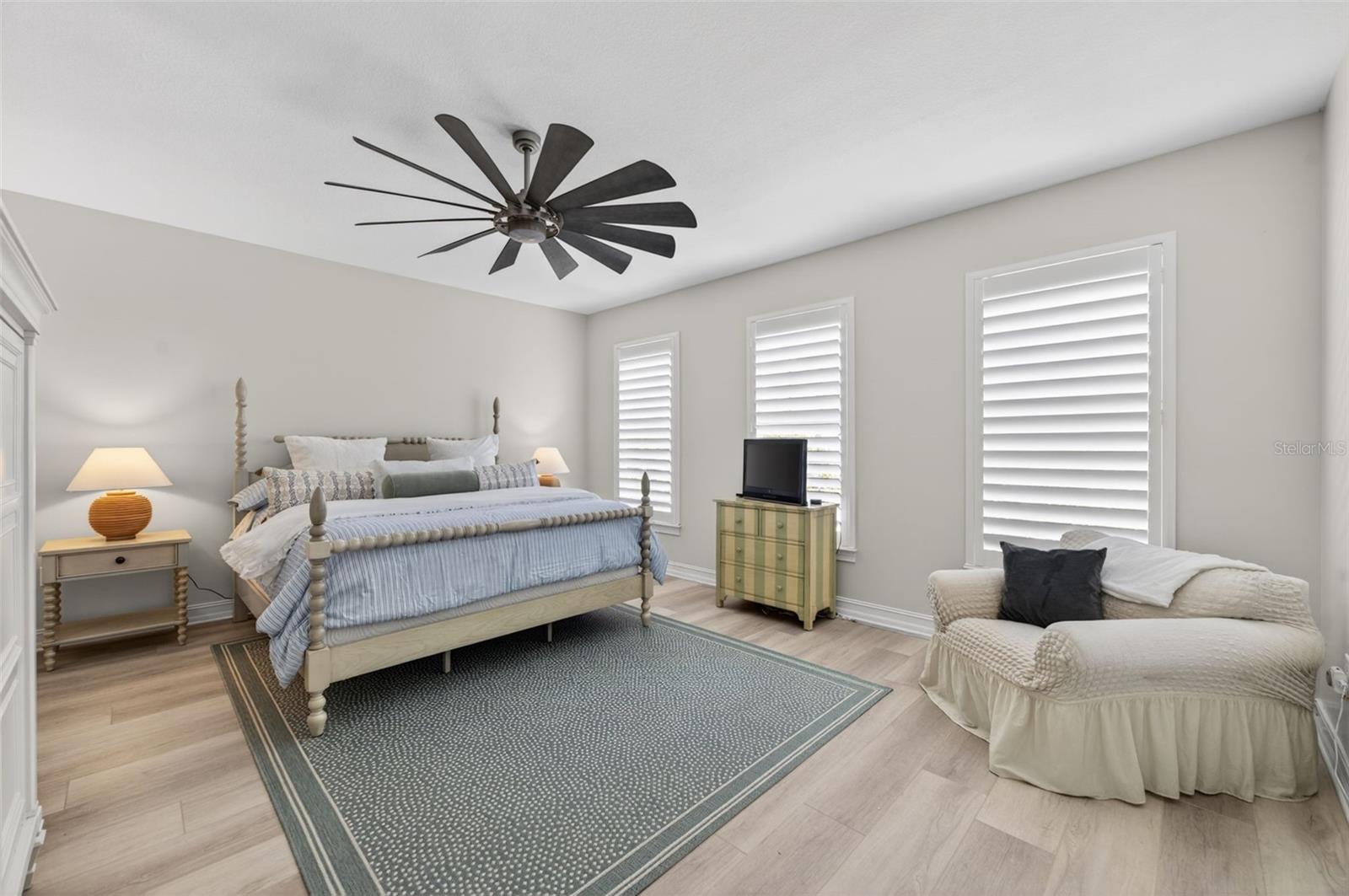 CHARLESTON PLACE - Residential