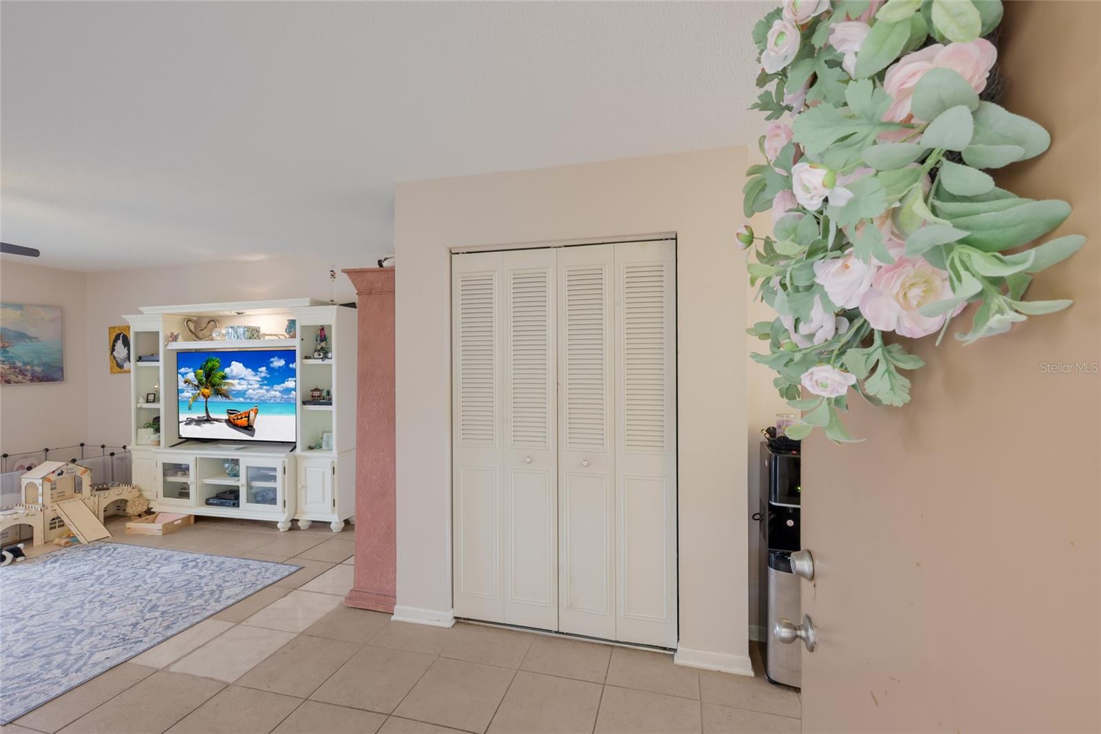 SABAL PALM GARDENS PH I - Residential