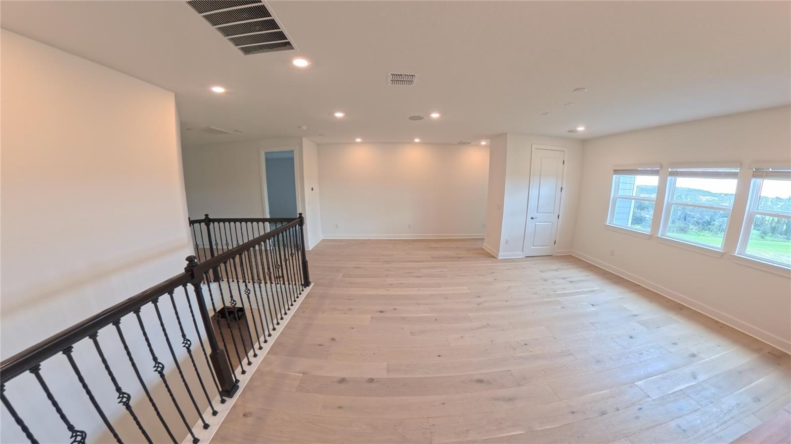 WILLOW RIDGE - Residential