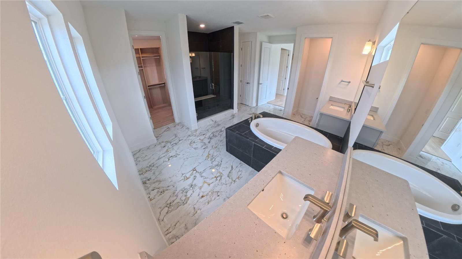 WILLOW RIDGE - Residential