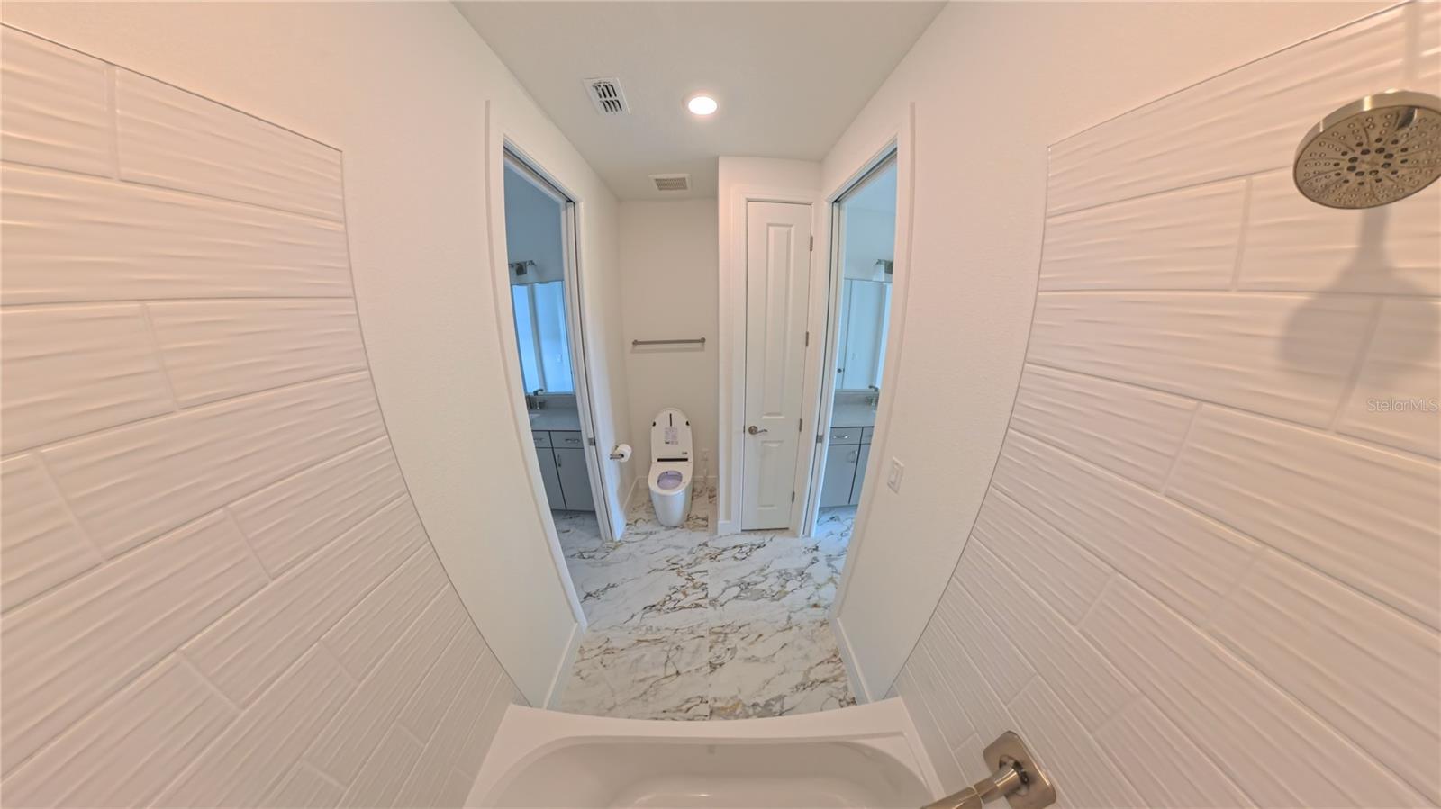 WILLOW RIDGE - Residential