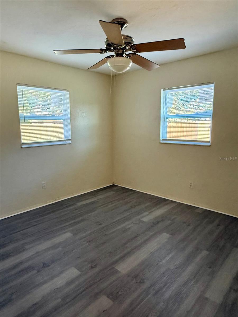 FOUR PINES - Residential Income