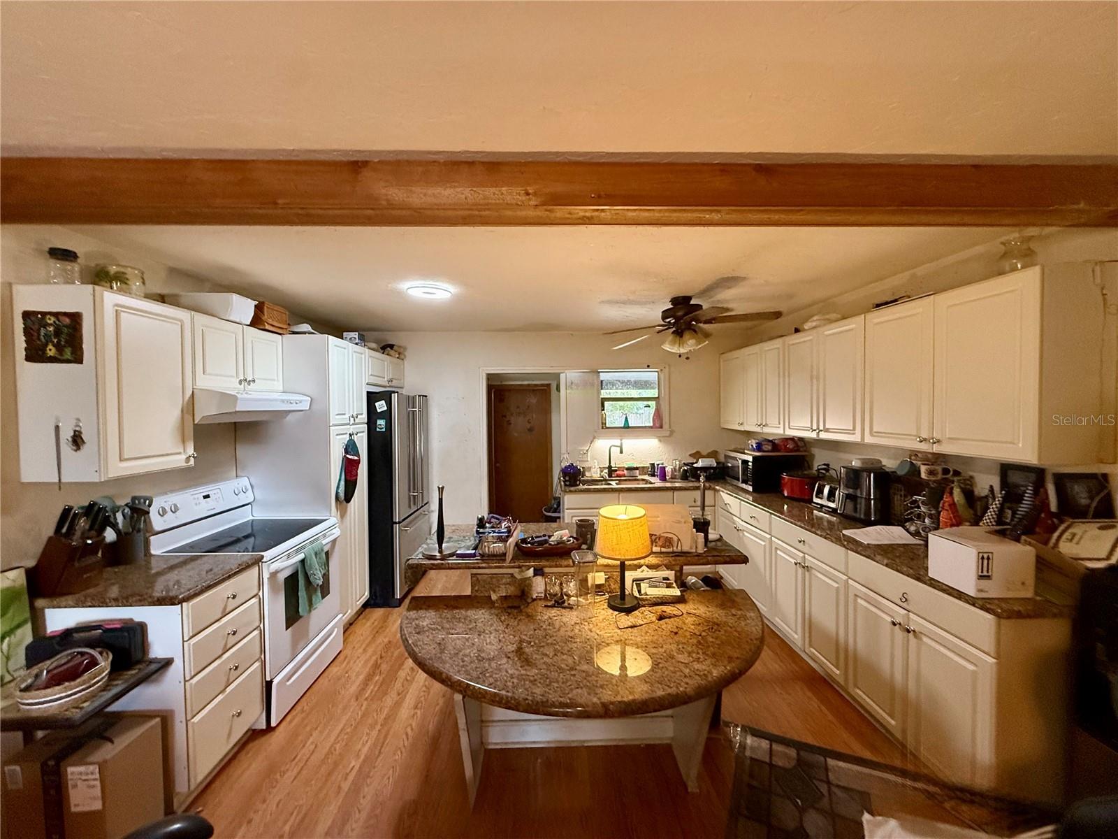 FOUR PINES - Residential Income