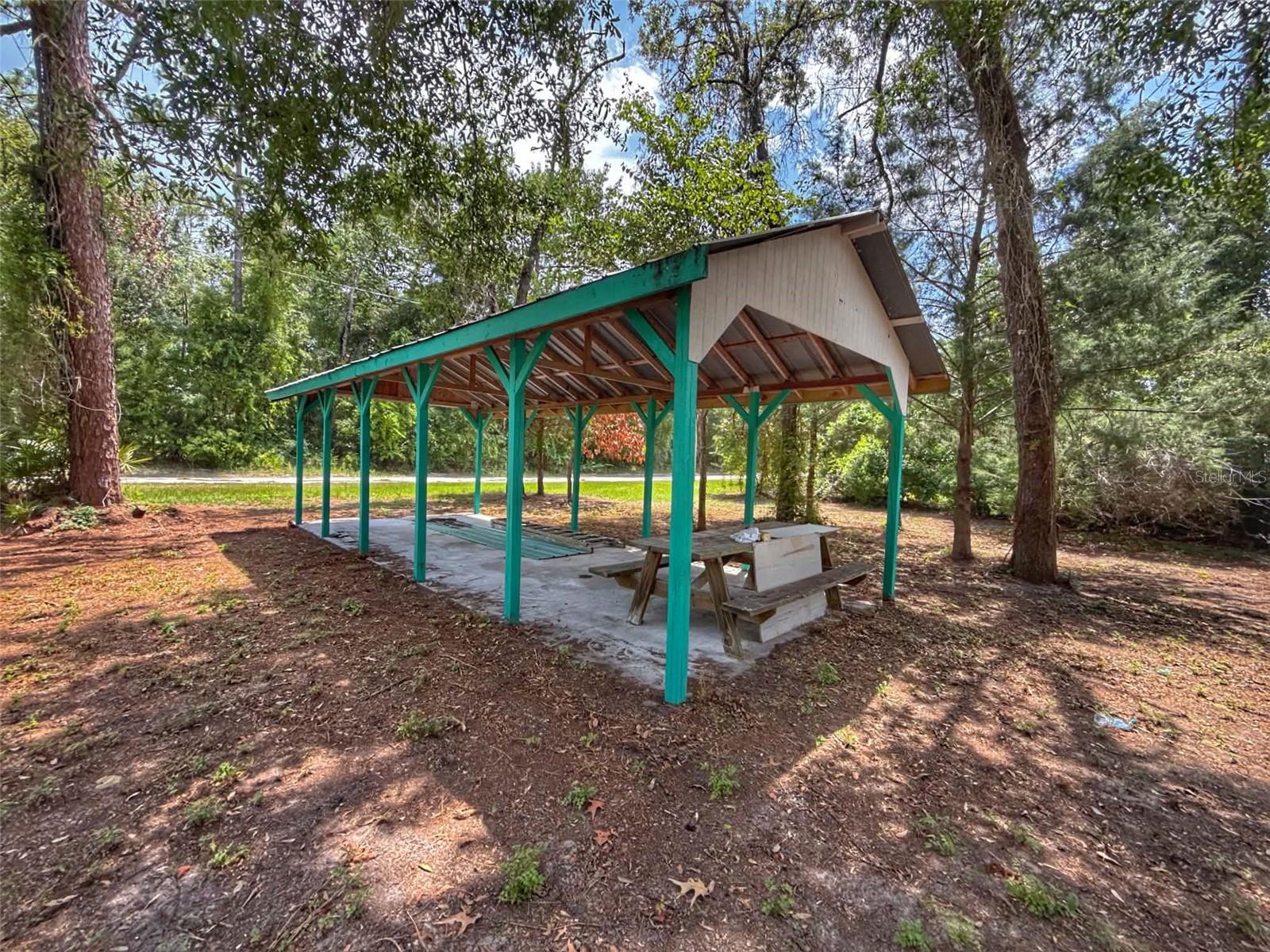 SUWANNEE RIVER HEIGHTS - Residential