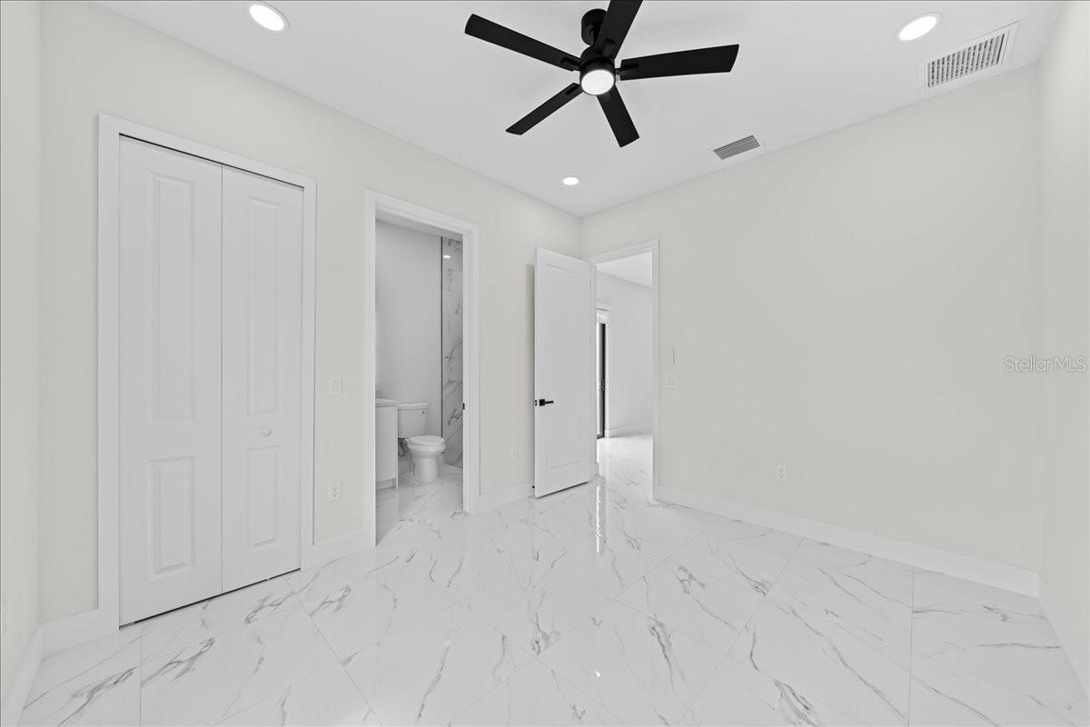 CAPE CORAL - Residential Income