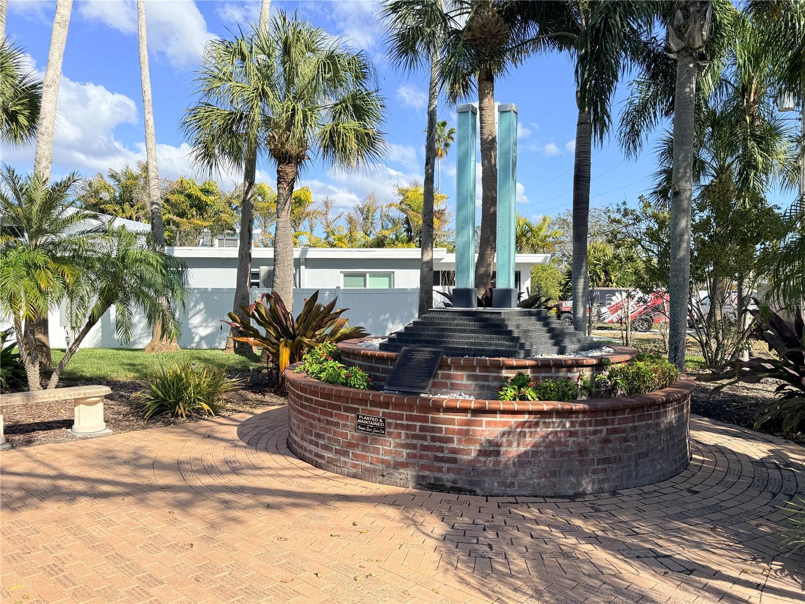 LONE PALM BEACH 2ND ADD - Residential