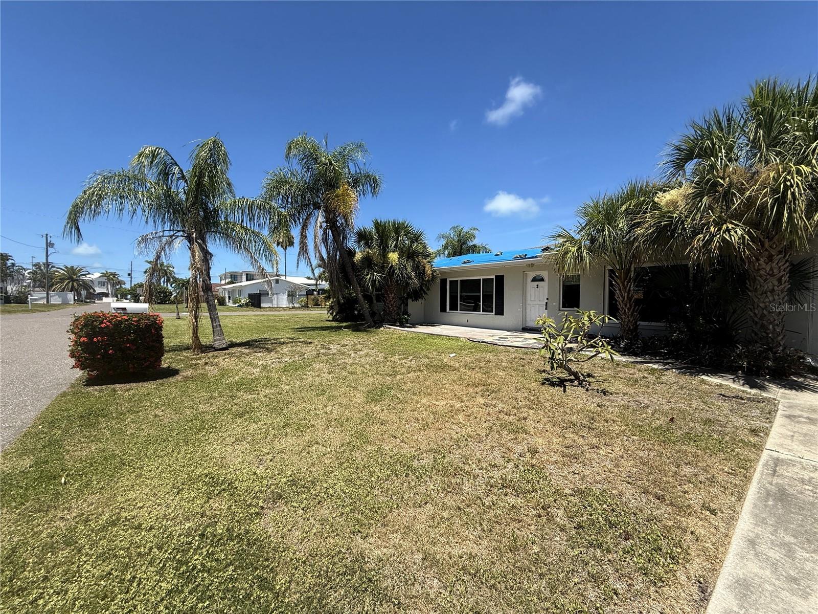 LONE PALM BEACH 2ND ADD - Residential