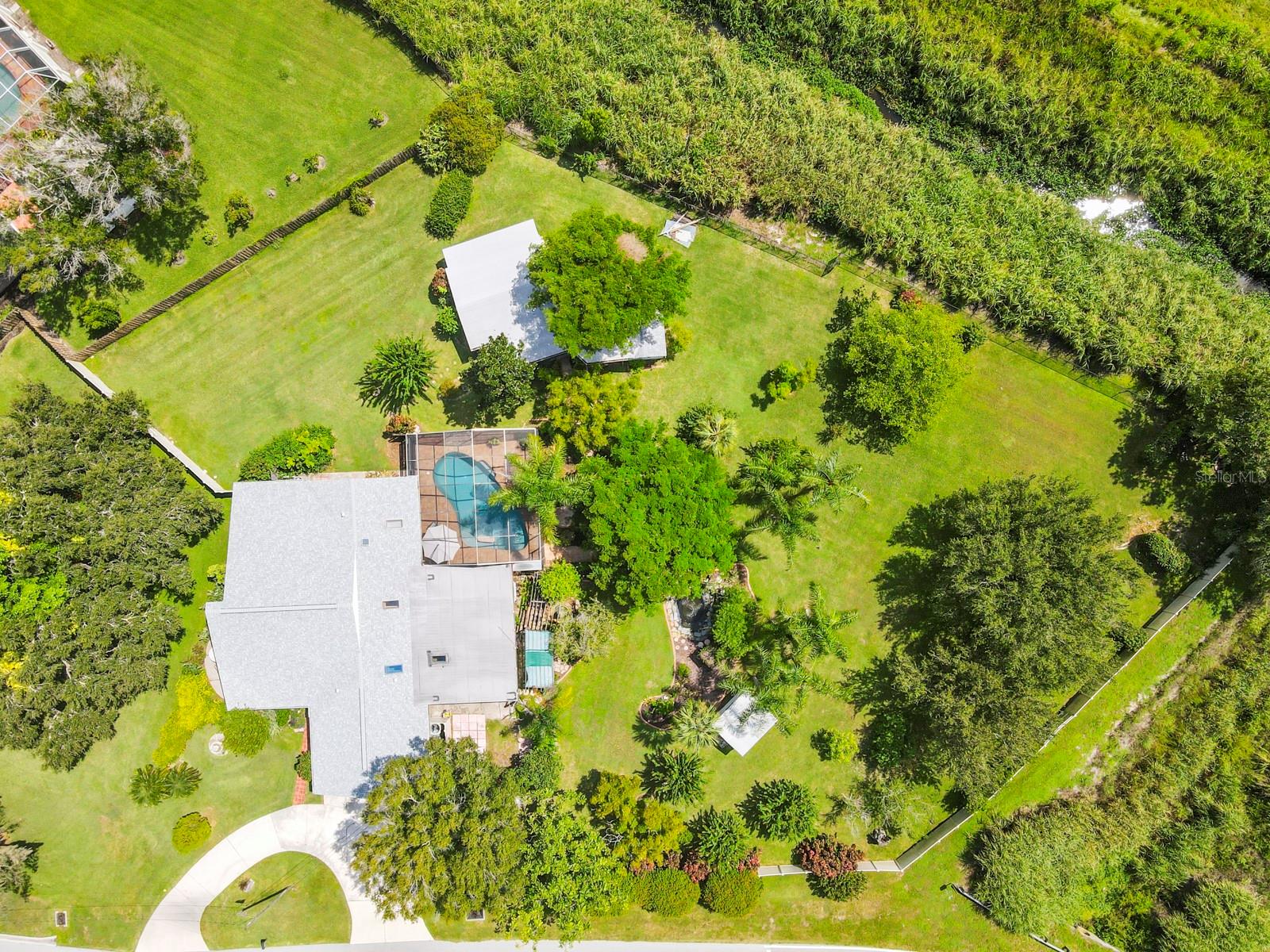 SARASOTA GOLF CLUB COLONY 1 - Residential