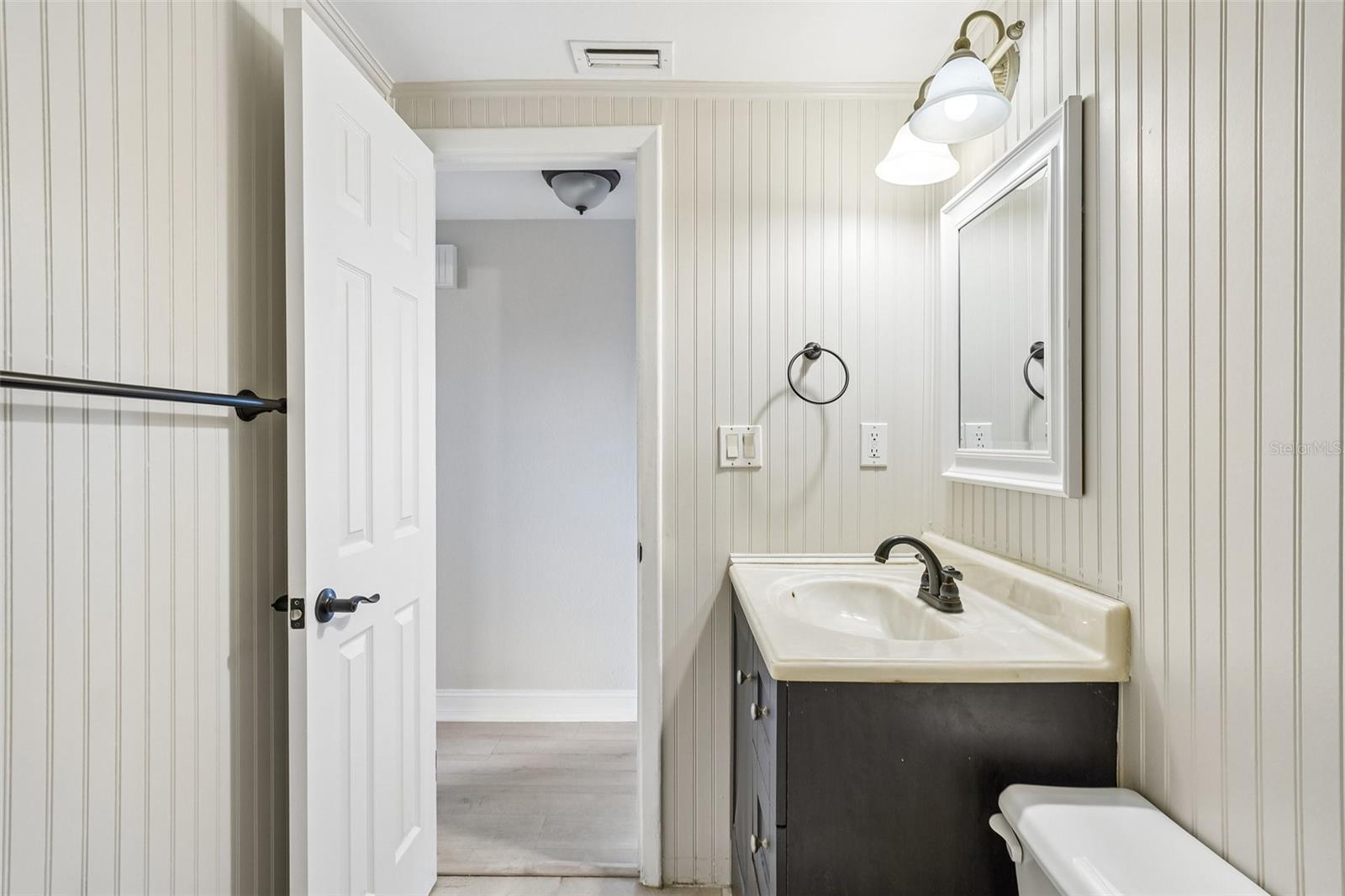 TRENTWOOD MANOR - Residential