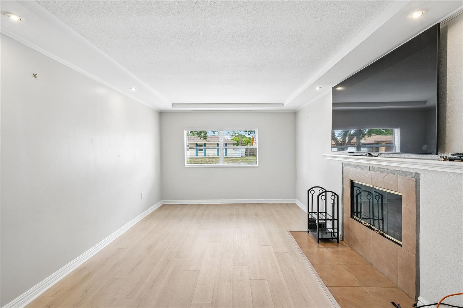 TRENTWOOD MANOR - Residential