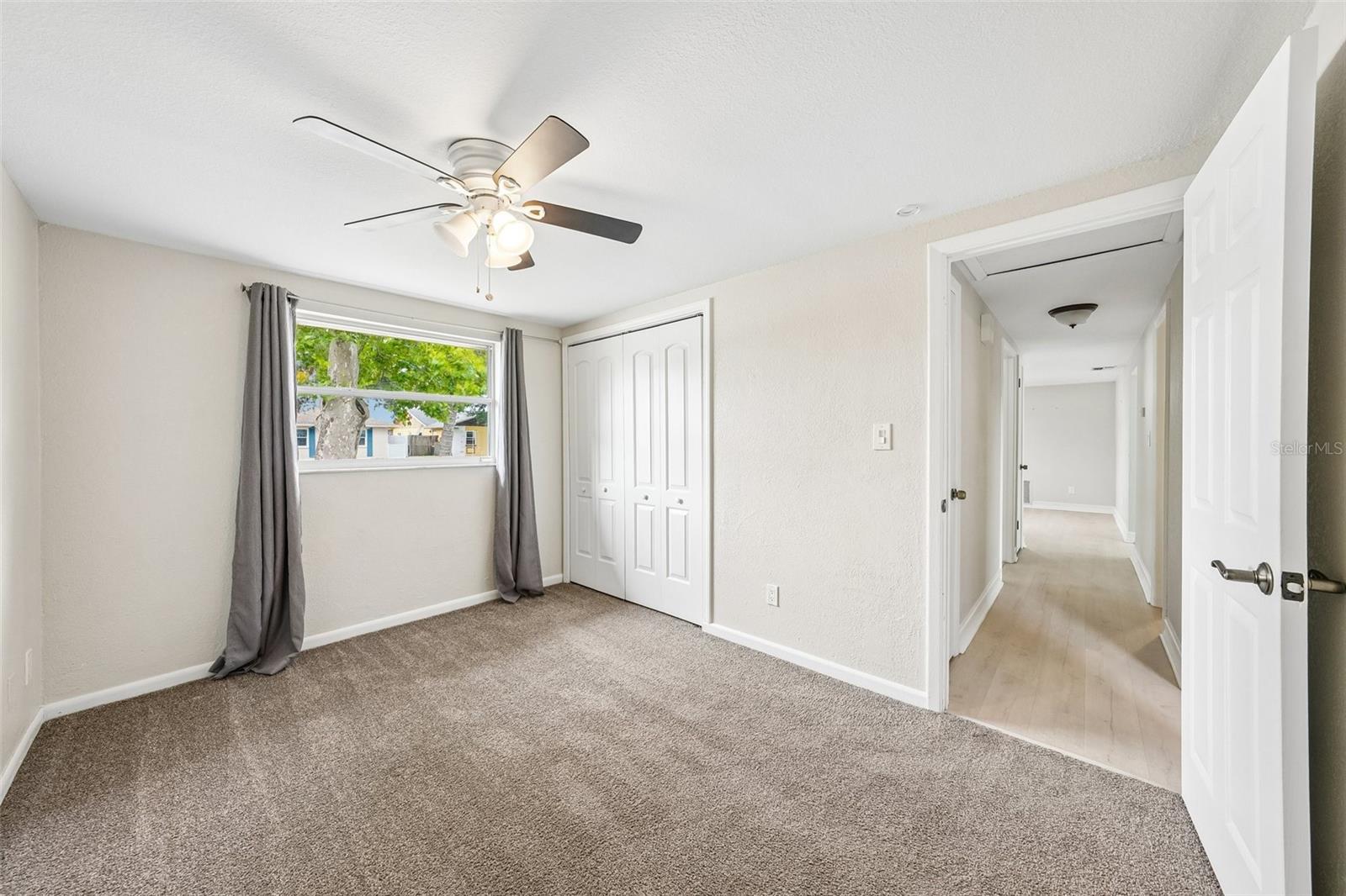 TRENTWOOD MANOR - Residential