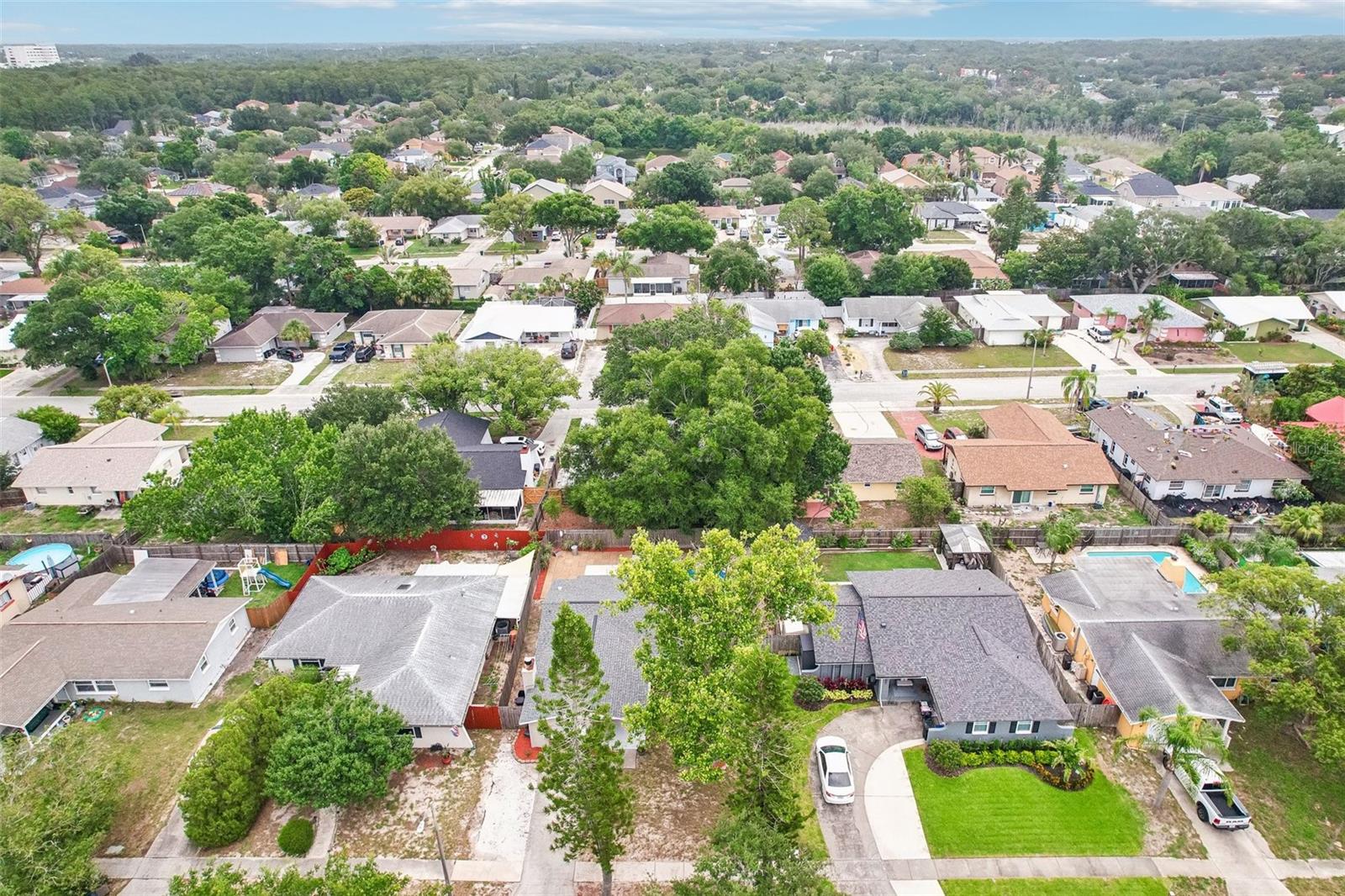 TRENTWOOD MANOR - Residential